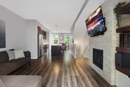 33 18983 72a Avenue, Surrey, BC, Surrey — Townhouse for sale