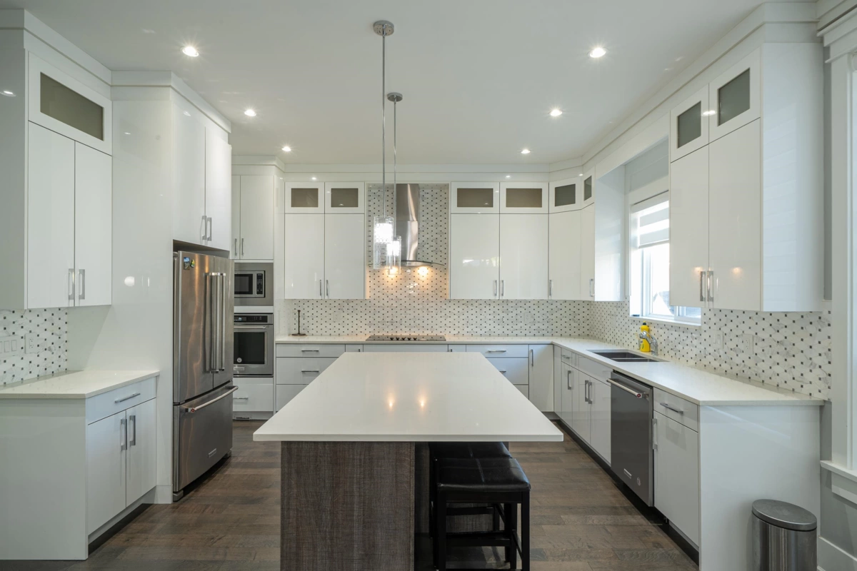 Breakfast Nook Photo of 15441 76b Avenue, Surrey, BC