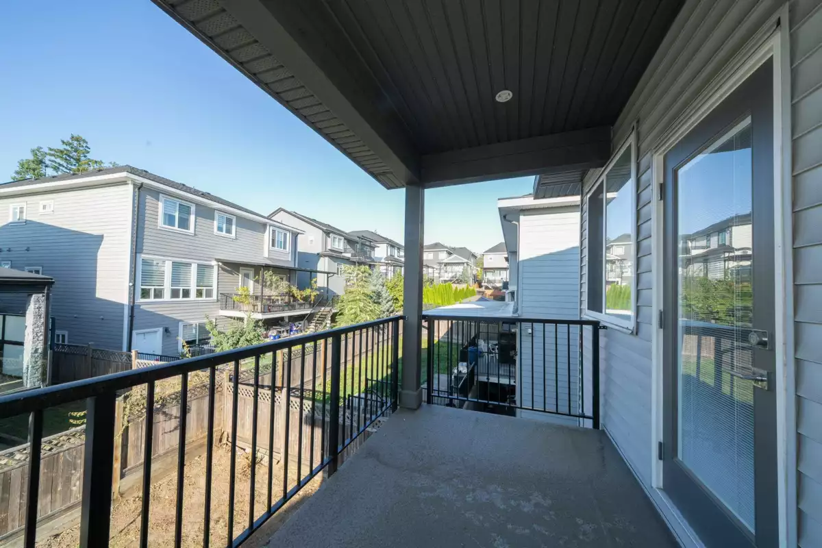 Loft / Bonus Room Photo of 15441 76b Avenue, Surrey, BC