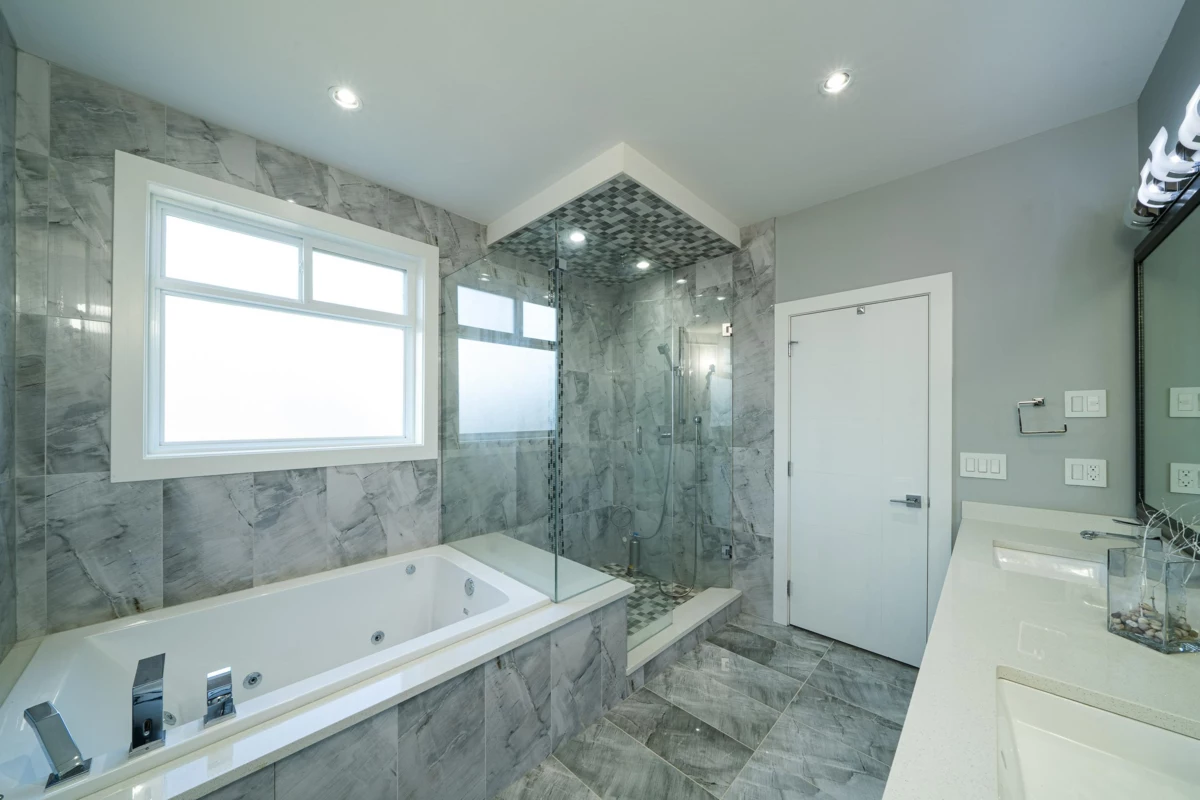 Powder Room Photo of 15441 76b Avenue, Surrey, BC