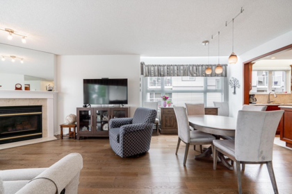 305 15367 Buena Vista Avenue, White Rock, BC, White Rock — Apartment/Condo for sale