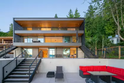 Front Yard Photo of 8885 Lawrence Way, West Vancouver, BC