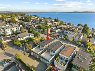 15093 Buena Vista Avenue, White Rock, BC, White Rock — Single Family Residence for sale