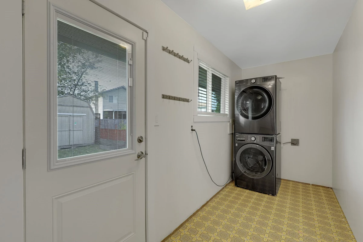 Bedroom 2 Photo of 9671 153a Street, Surrey, BC