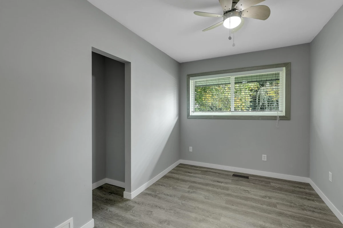 Bedroom 3 Photo of 9671 153a Street, Surrey, BC