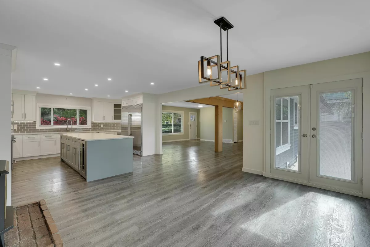 Walk-In Closet Photo of 9671 153a Street, Surrey, BC