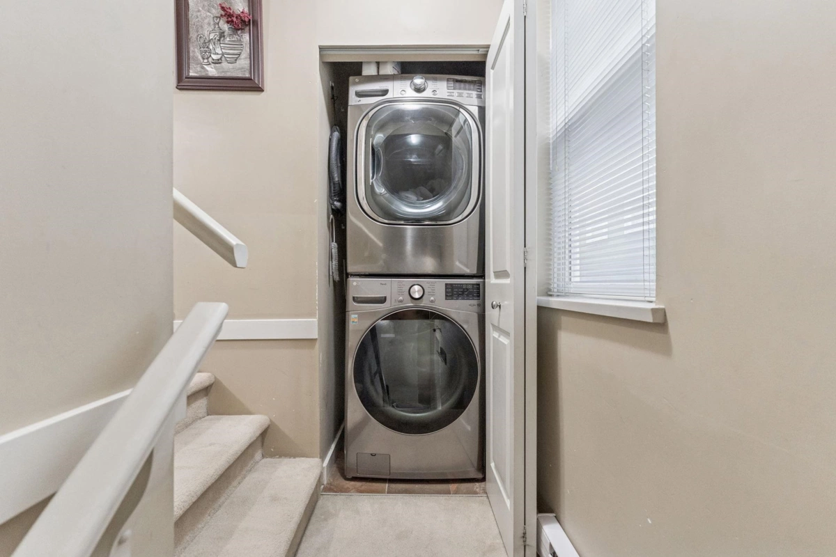 Hot Tub / Spa Photo of 22337 Sharpe Avenue, Richmond, BC