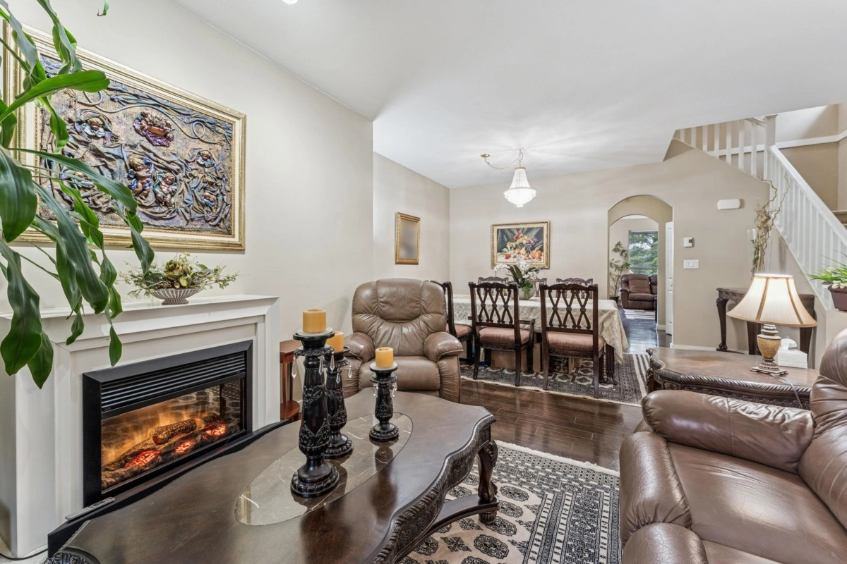 Kitchen Photo of 22337 Sharpe Avenue, Richmond, BC