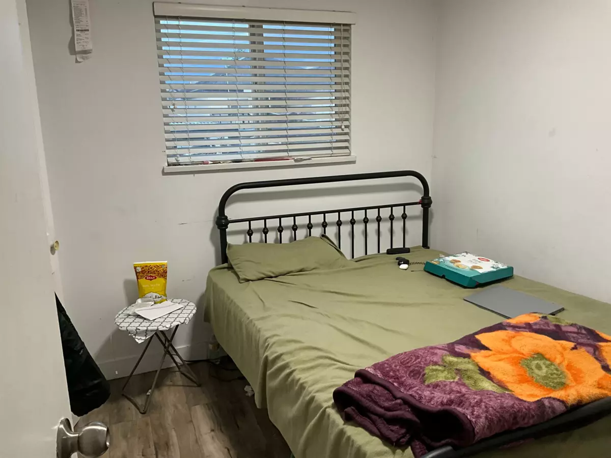 Family Room Photo of 13421 87a Avenue, Surrey, BC