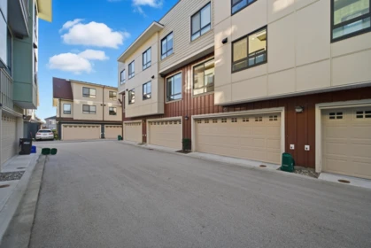 Front Yard Photo of 45 10233 River Drive, Richmond, BC