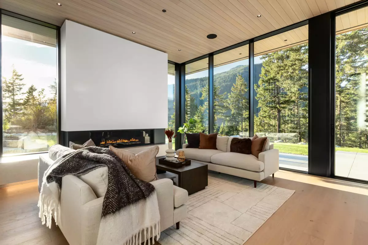 Kitchen Photo of 9257 Wedgemount Plateau Drive, Whistler, BC