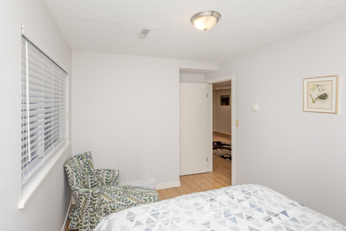 Outdoor Patio Photo of 832 Stevens Street, White Rock, BC