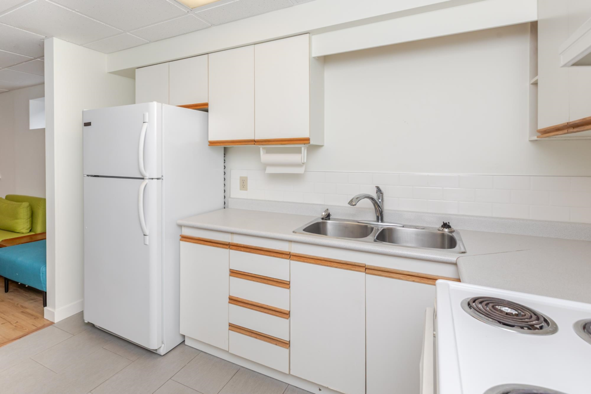 Staircase Photo of 832 Stevens Street, White Rock, BC