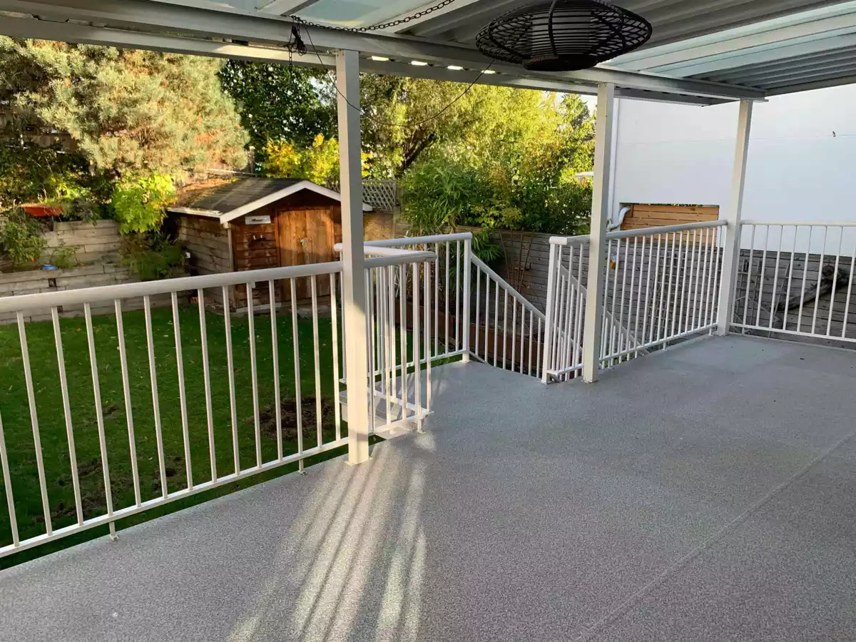 Swimming Pool Photo of 832 Stevens Street, White Rock, BC