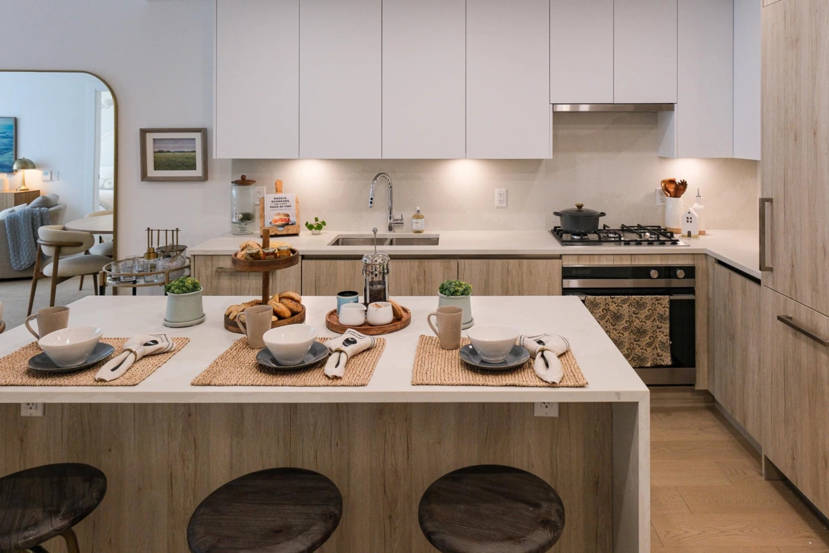 Pantry Photo of 510 423 6th Street, West Vancouver, BC