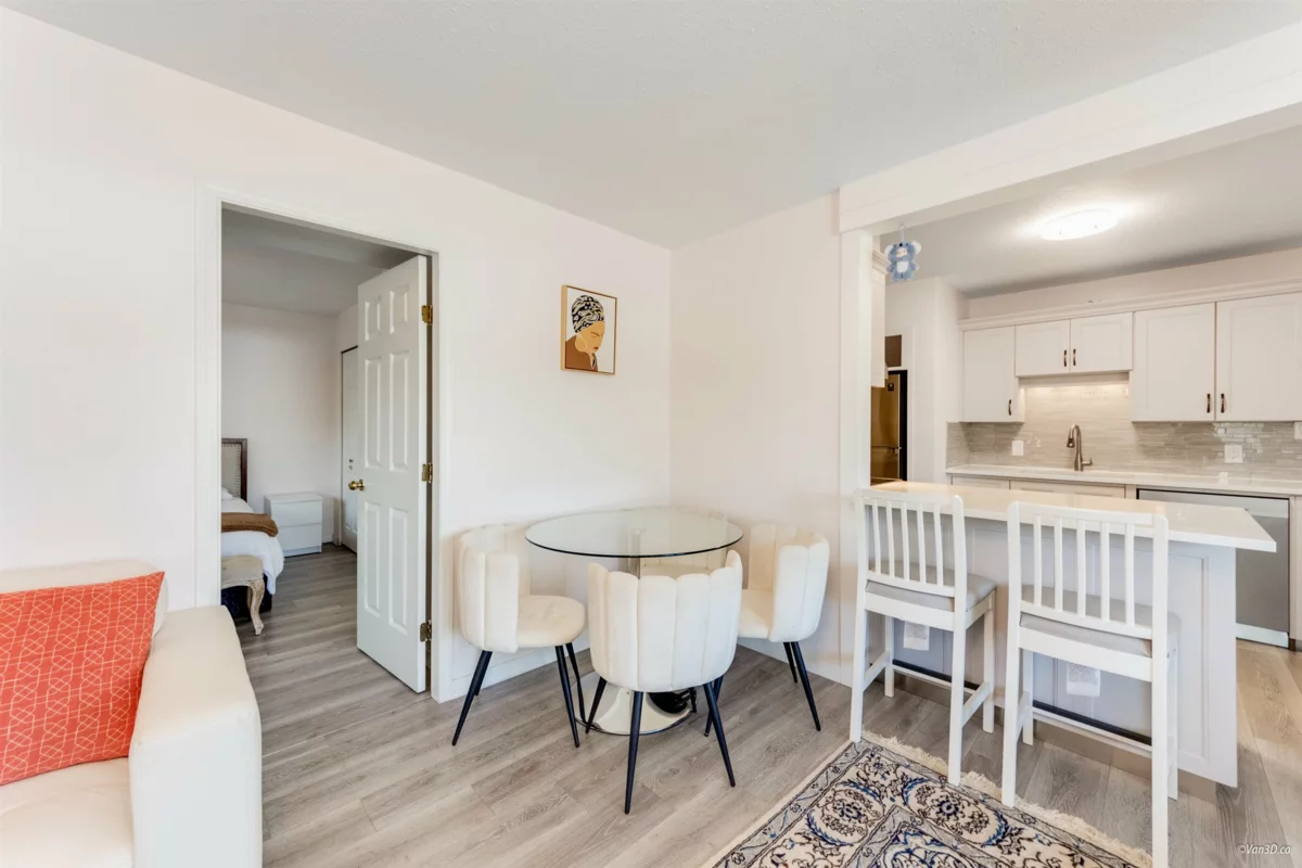 Hallway Photo of 2287 Stafford Avenue, Port Coquitlam, BC