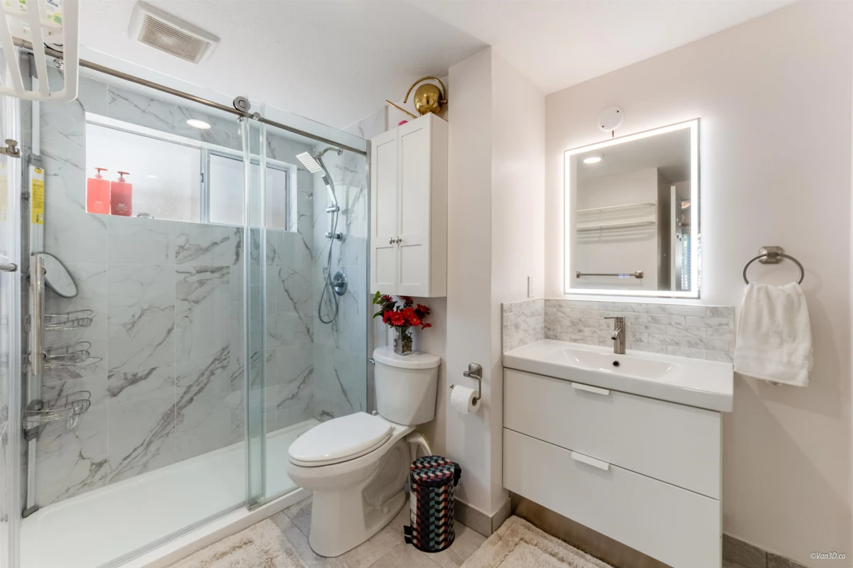 Outdoor Patio Photo of 2287 Stafford Avenue, Port Coquitlam, BC