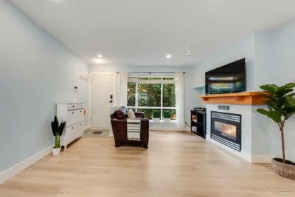 7371 Magnolia Terrace, Burnaby, BC, Burnaby — Townhouse for sale