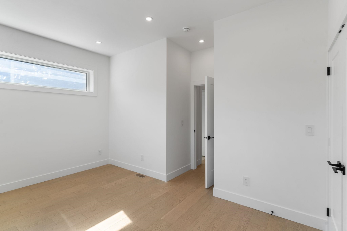 Loft / Bonus Room Photo of 340 E Keith Road, North Vancouver, BC