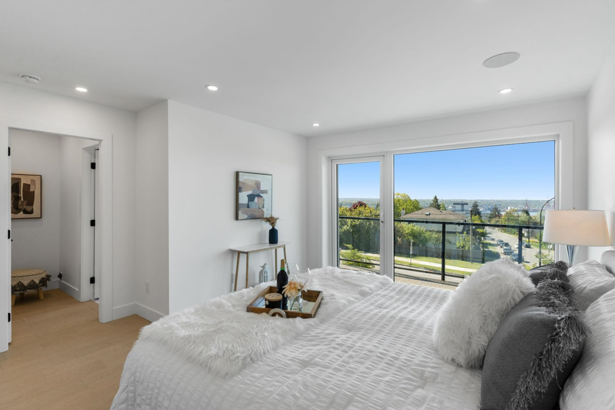 Primary Bedroom Photo of 340 E Keith Road, North Vancouver, BC