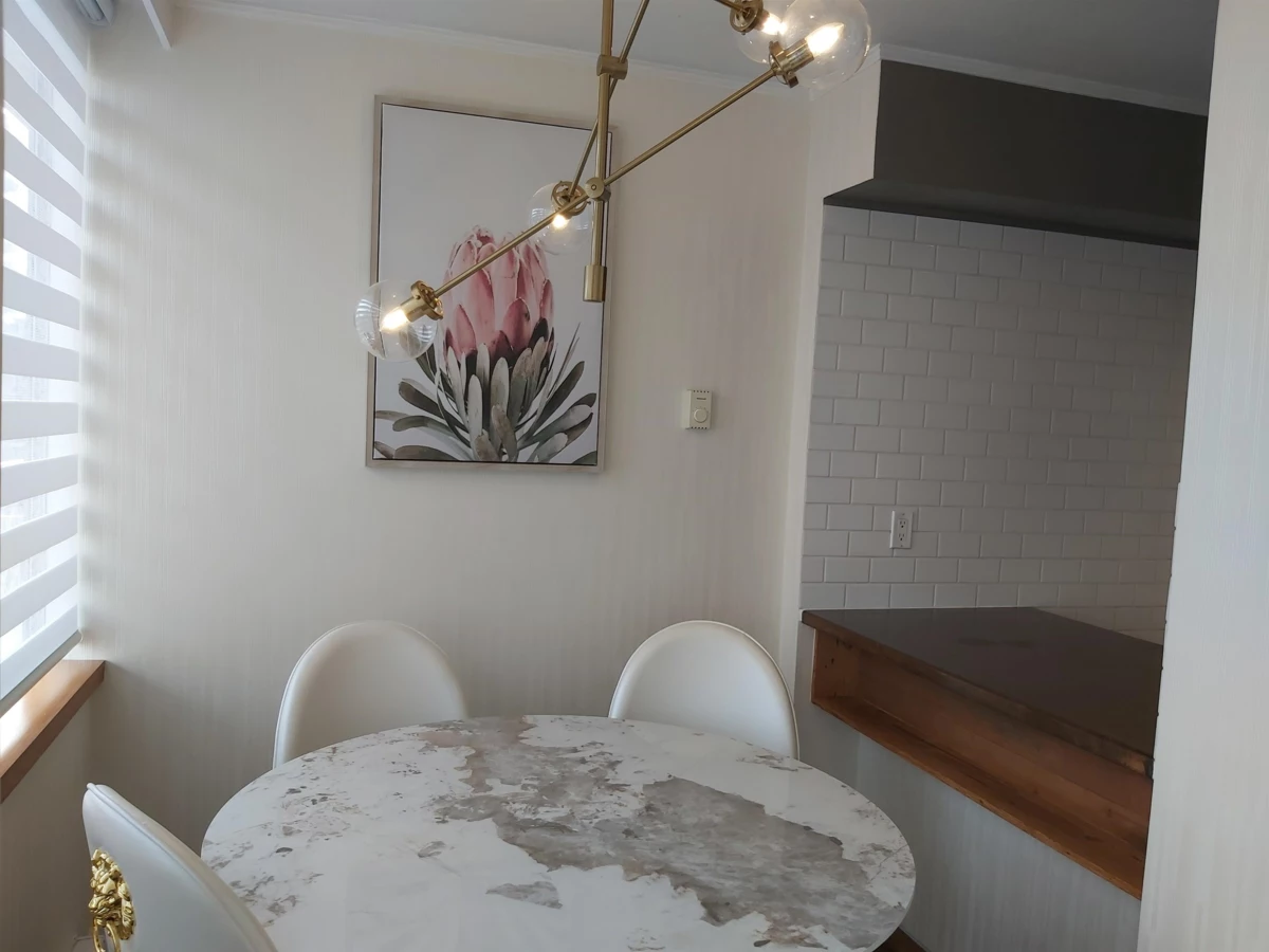 Kitchen Photo of 1104 1219 Harwood Street, Vancouver, BC