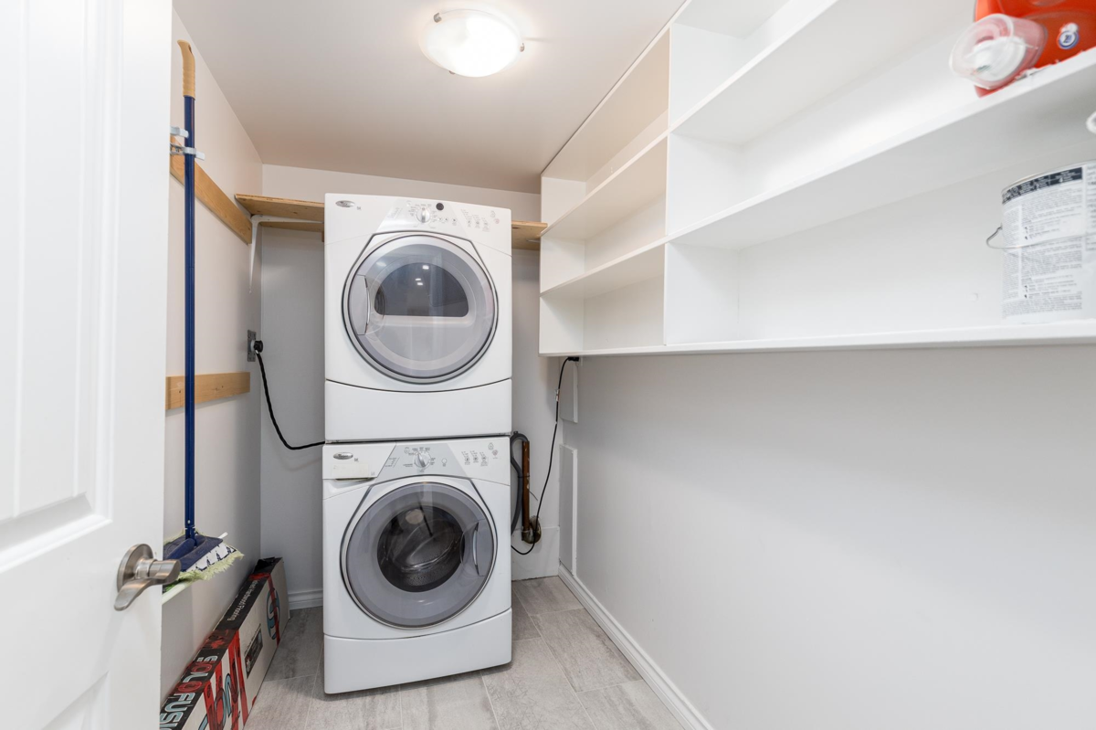 Outdoor Patio Photo of 113 1561 Vidal Street, White Rock, BC