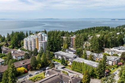 Garden / Landscaping Photo of 113 1561 Vidal Street, White Rock, BC