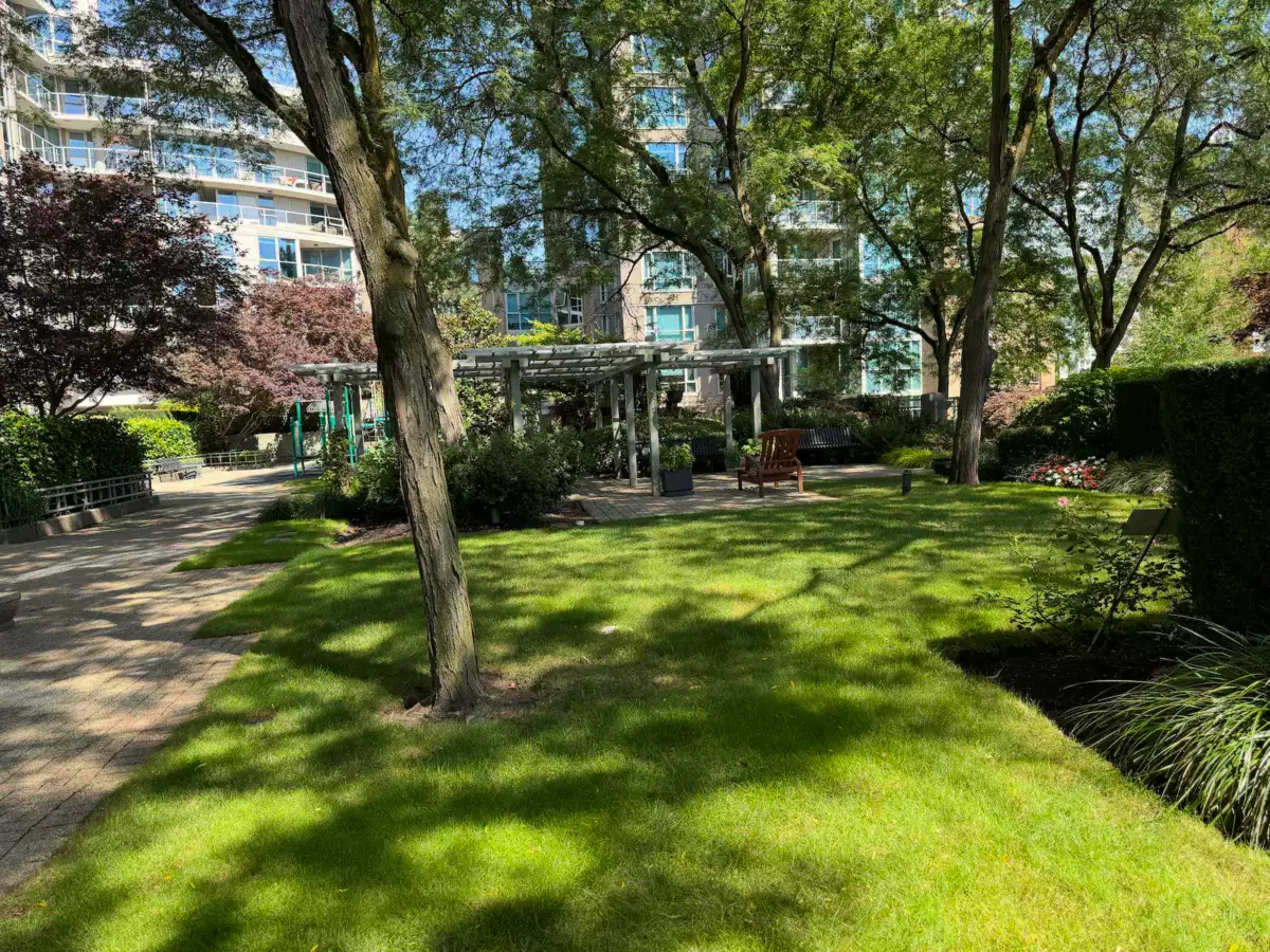 Hot Tub / Spa Photo of 502 1388 Homer Street, Vancouver, BC