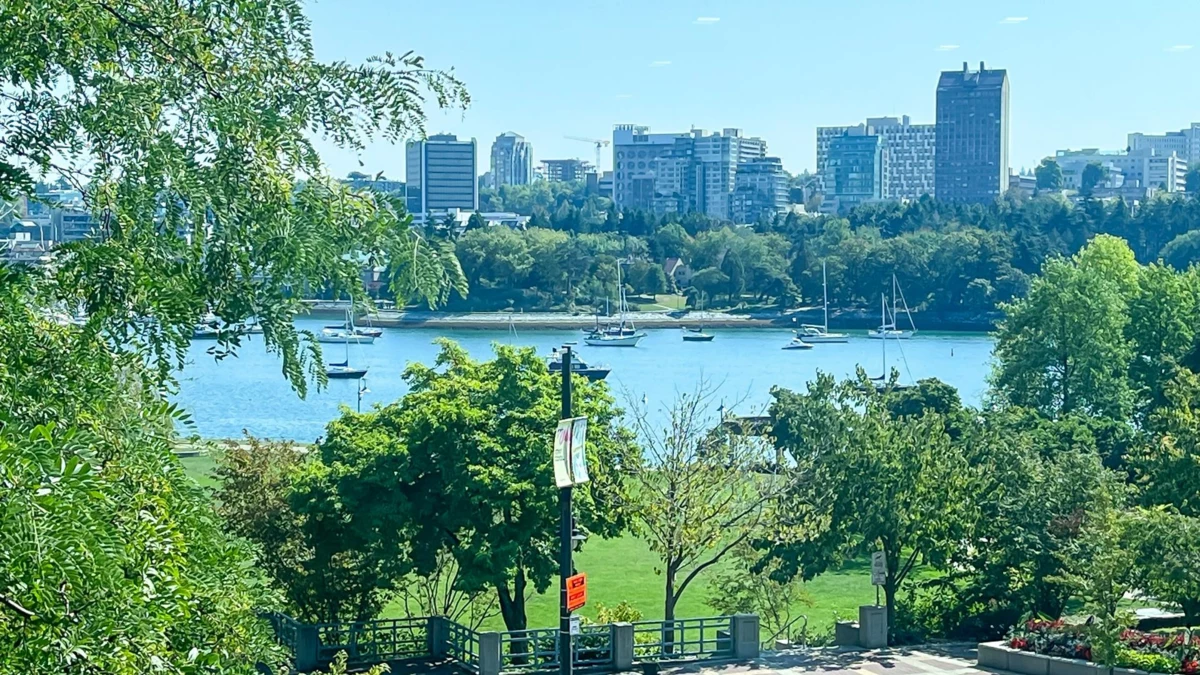 Kitchen Photo of 502 1388 Homer Street, Vancouver, BC