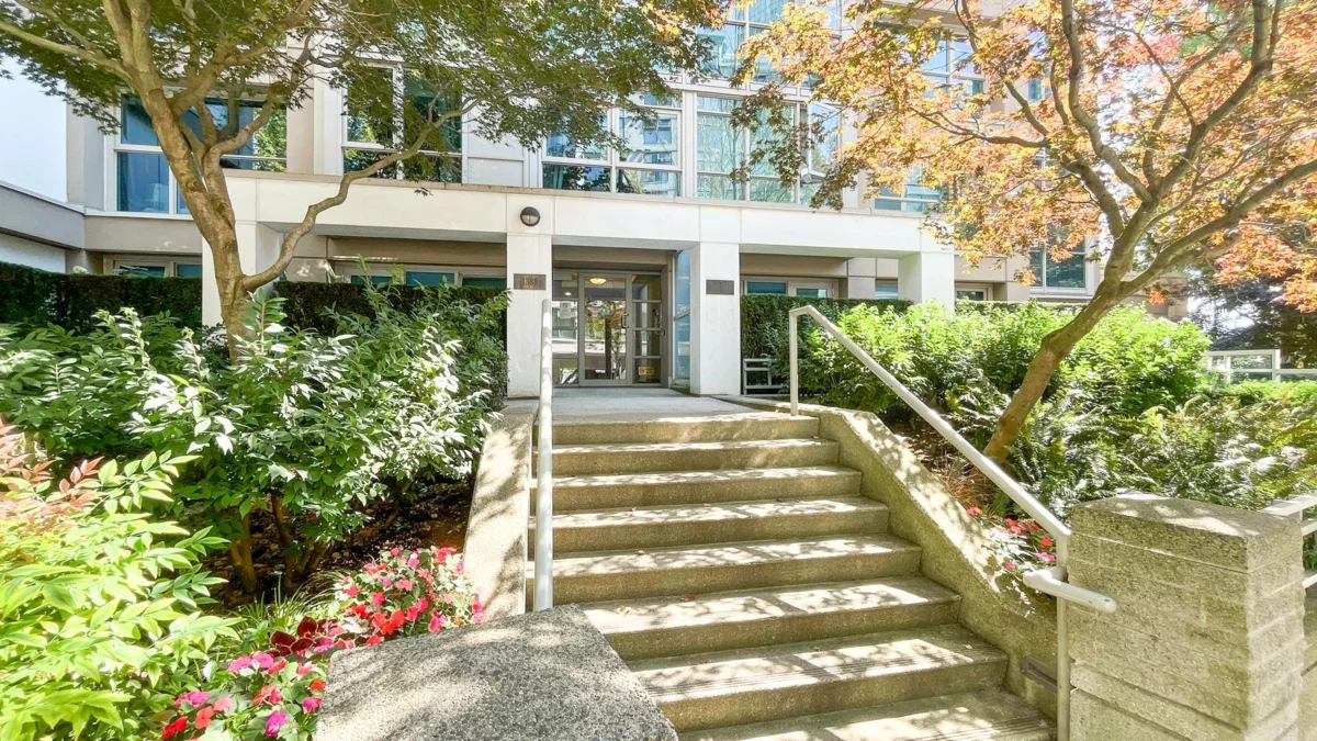 Mudroom Photo of 502 1388 Homer Street, Vancouver, BC