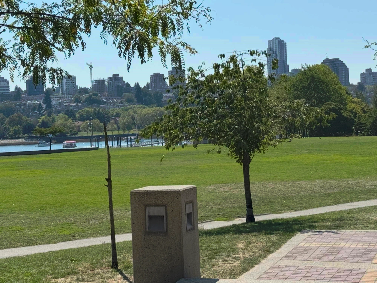 Outdoor Kitchen Photo of 502 1388 Homer Street, Vancouver, BC