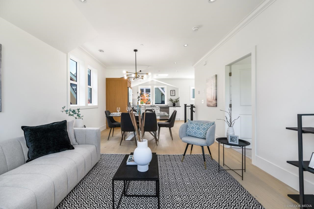 Walk-In Closet Photo of 1421 E 27th Avenue, Vancouver, BC