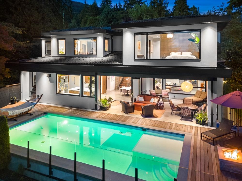 Exterior Rear Photo of 2650 Rosebery Avenue, West Vancouver, BC