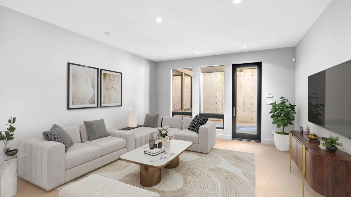 Garden / Landscaping Photo of 2650 Rosebery Avenue, West Vancouver, BC