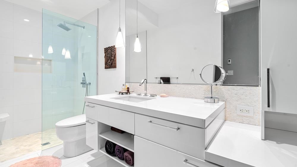 Outdoor Kitchen Photo of 2650 Rosebery Avenue, West Vancouver, BC