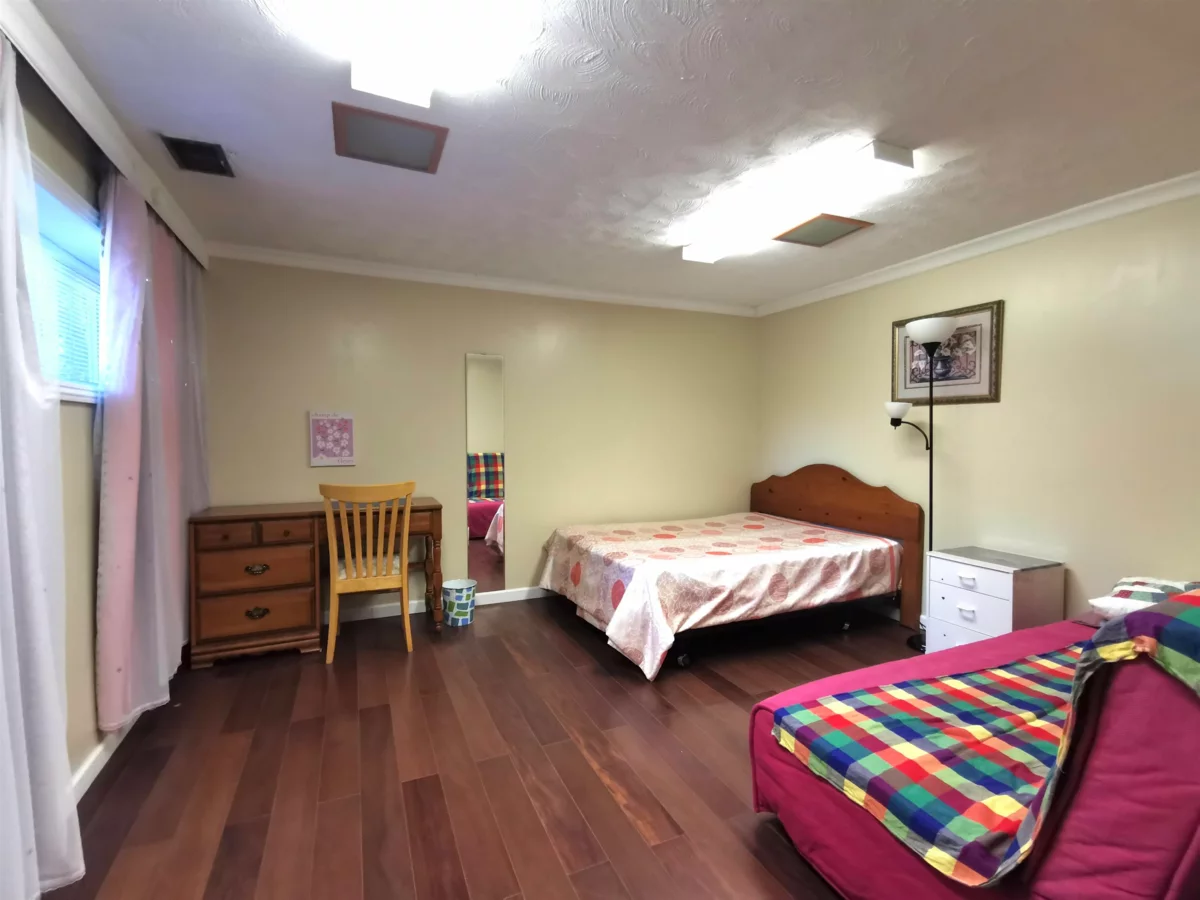 Bedroom 3 Photo of 5681 Sardis Crescent, Burnaby, BC