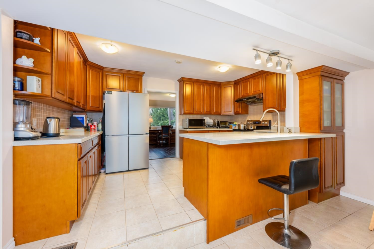 Bedroom 4 Photo of 5681 Sardis Crescent, Burnaby, BC