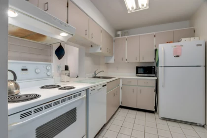 510 2008 Fullerton Avenue, North Vancouver, BC