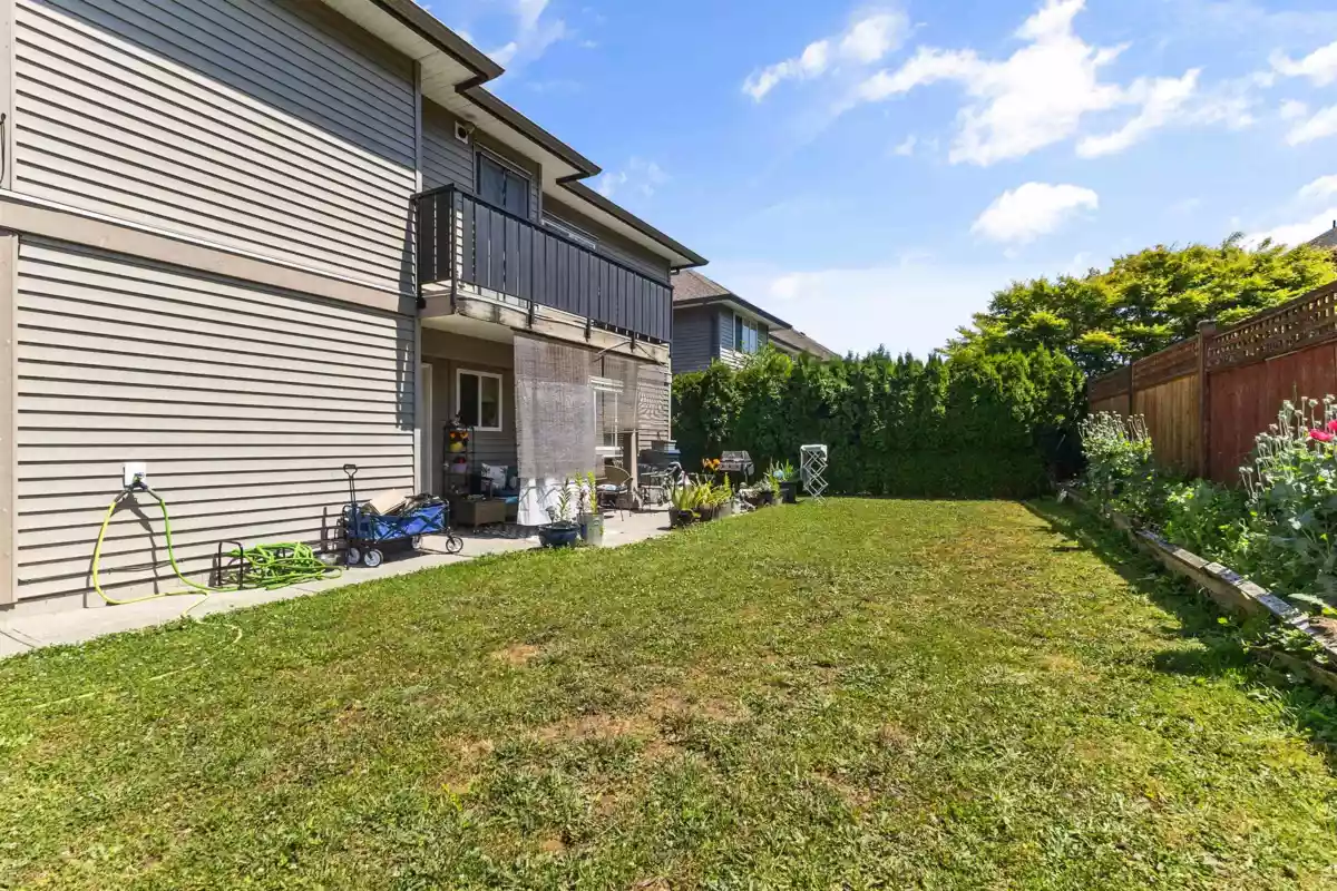 Family Room Photo of 32514 Carter Avenue, Mission, BC
