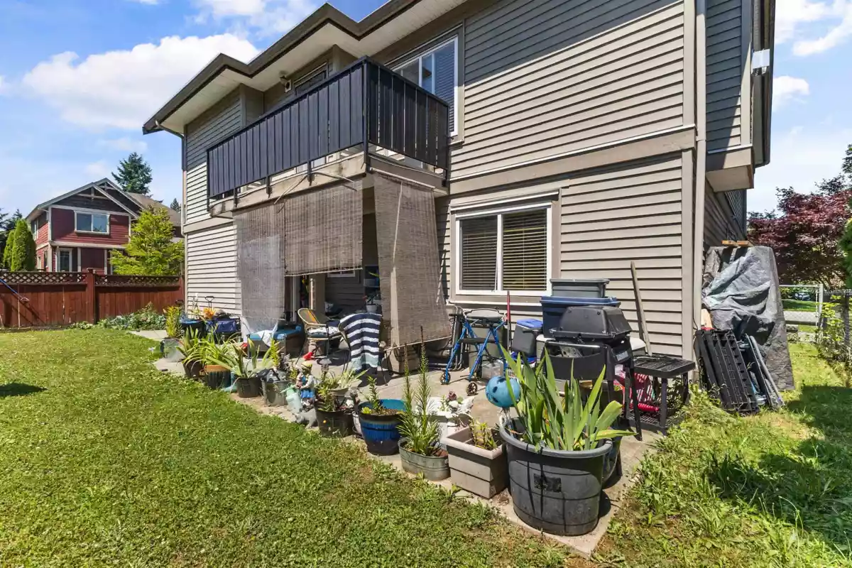 Kitchen Island Photo of 32514 Carter Avenue, Mission, BC