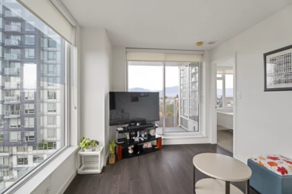 1602 5515 Boundary Road, Vancouver, BC