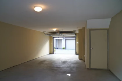 Entry Foyer Photo of 8 7700 Abercrombie Drive, Richmond, BC