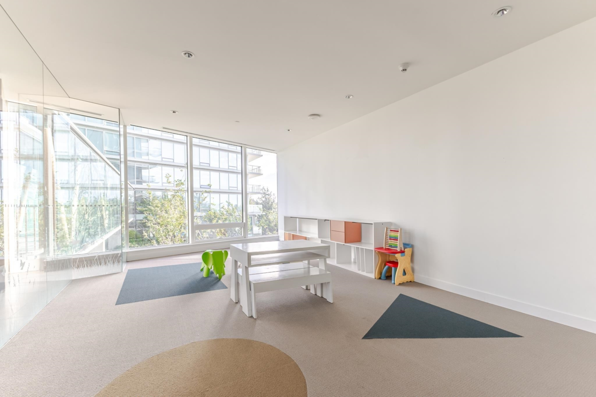 Entry Foyer Photo of 207 5177 Brighouse Way, Richmond, BC