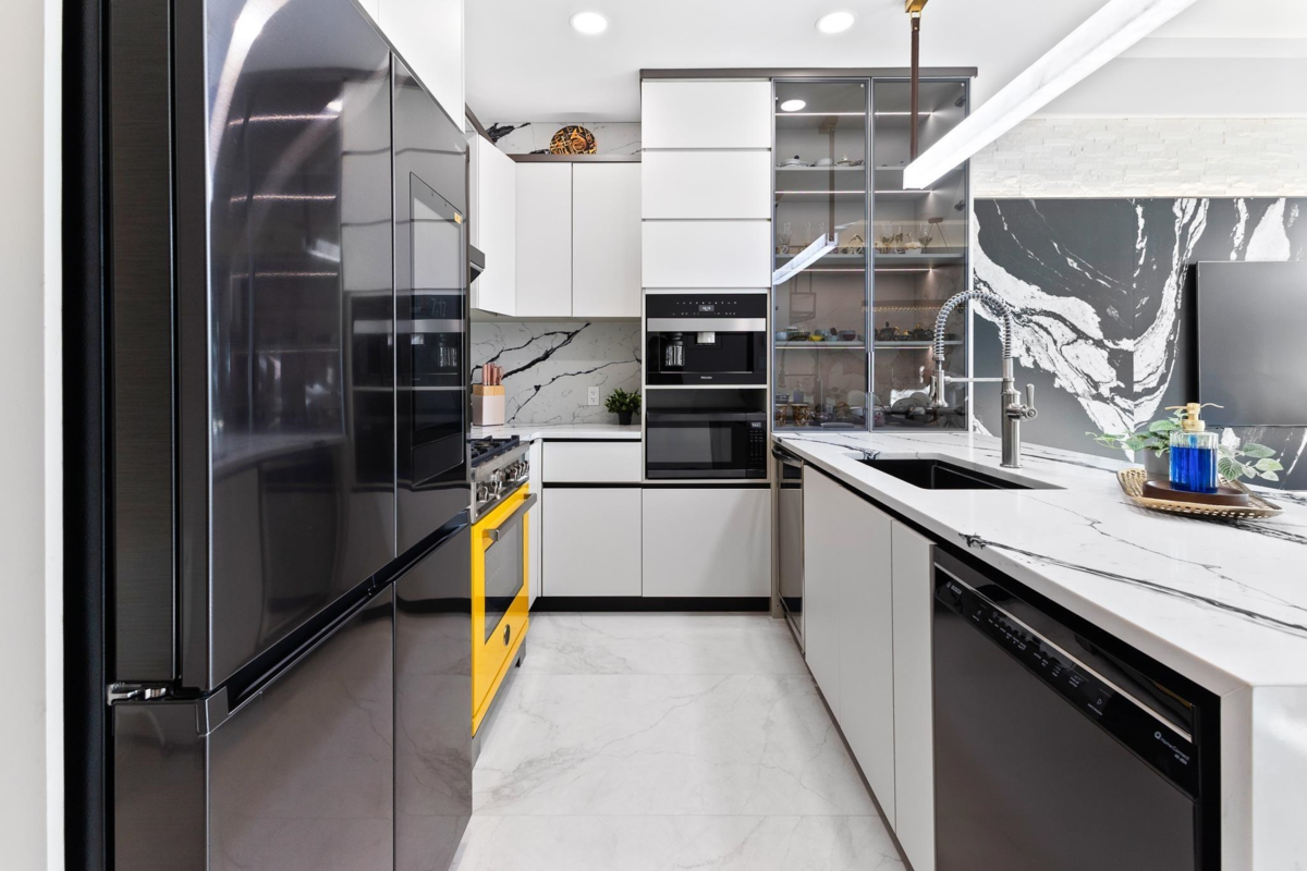 Exterior Rear Photo of 207 5177 Brighouse Way, Richmond, BC