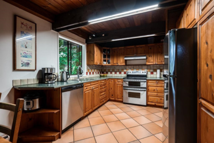 4402 Keith Road, West Vancouver, BC