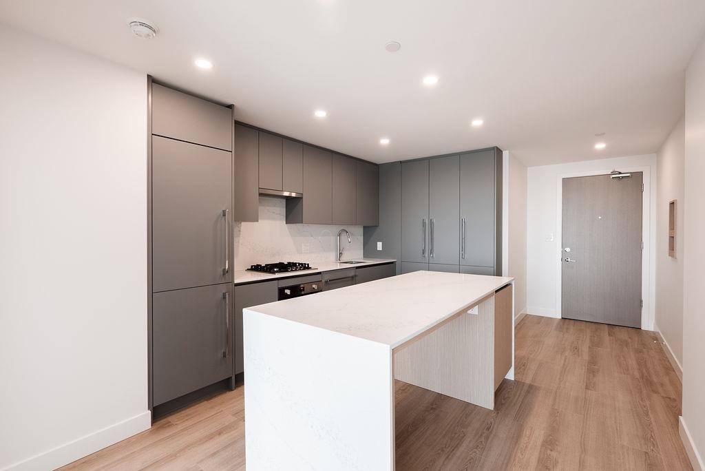 Primary Bathroom Photo of 1201 5593 No. 3 Road, Richmond, BC