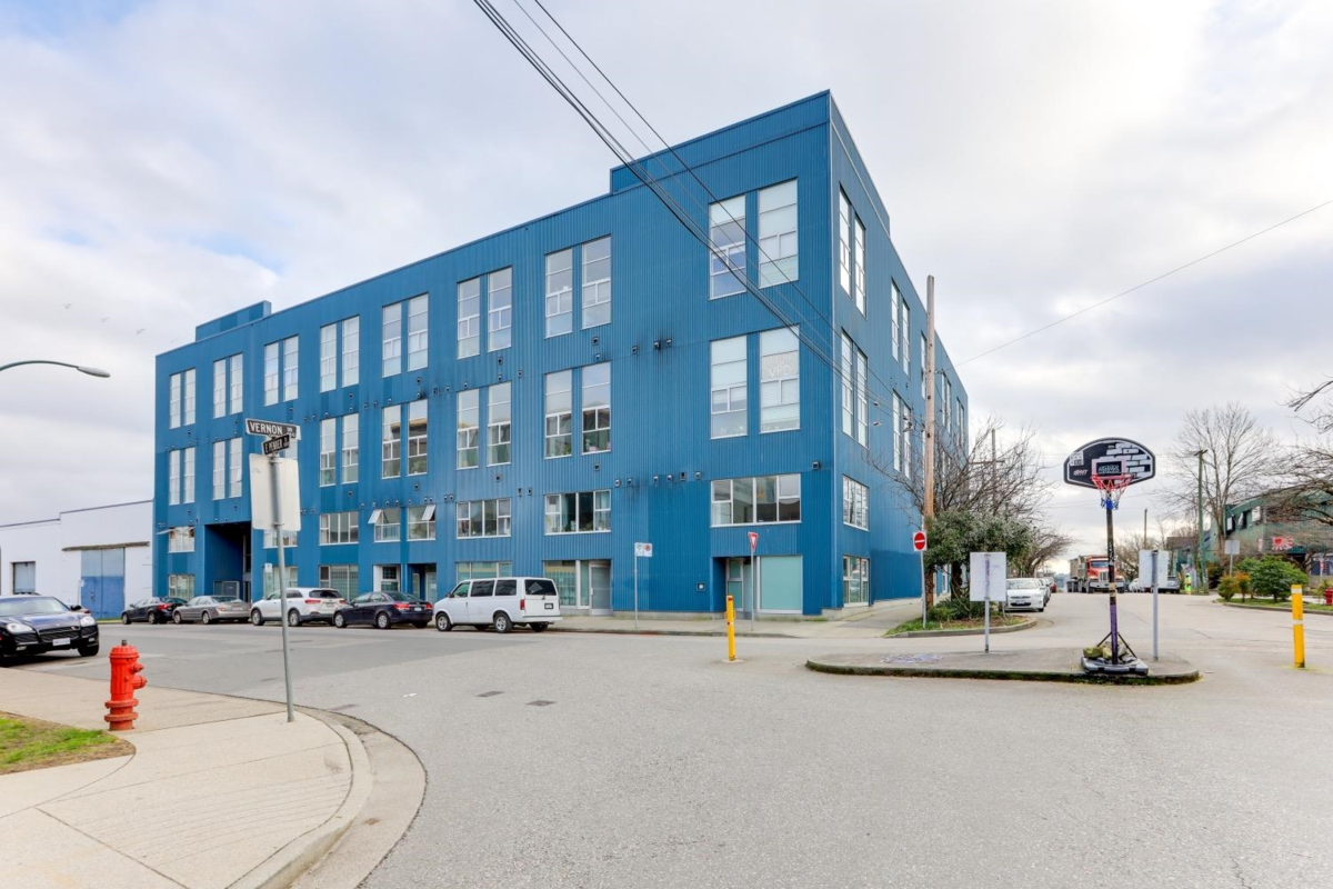 Staircase Photo of 302 1220 E Pender Street, Vancouver, BC