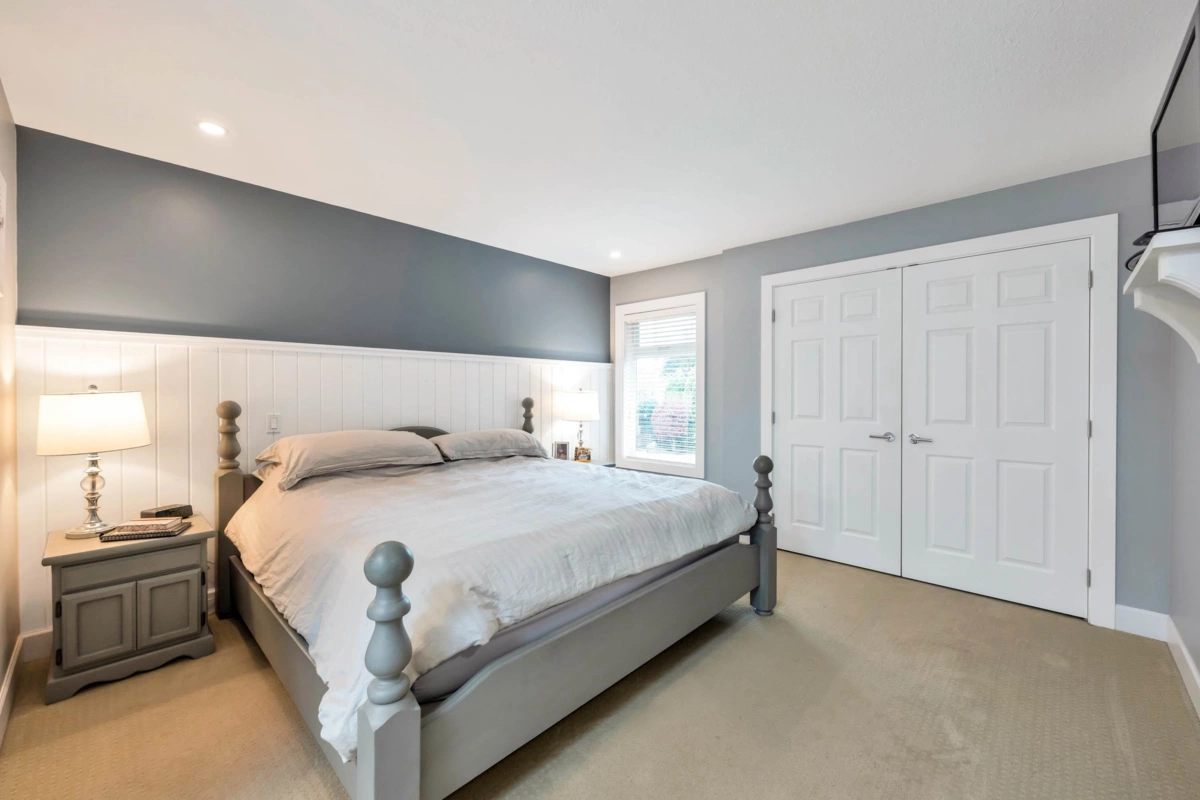 Hallway Photo of 20464 95a Avenue, Langley, BC