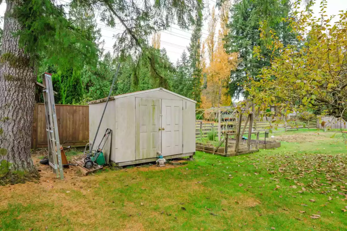 Hot Tub / Spa Photo of 20464 95a Avenue, Langley, BC