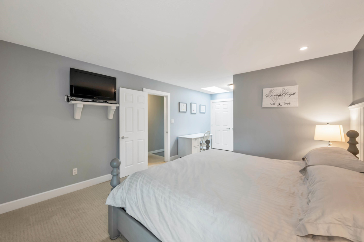 Staircase Photo of 20464 95a Avenue, Langley, BC